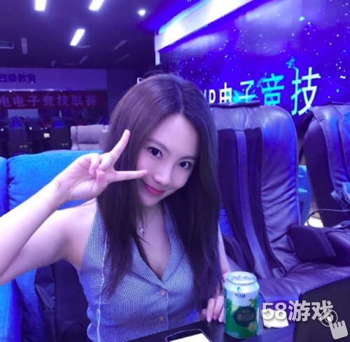  电竞女将巾帼不让，女子赛表现抢眼