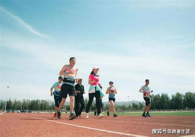  弗格尼尼马拉松大战制胜，德尔雷海滩站称雄