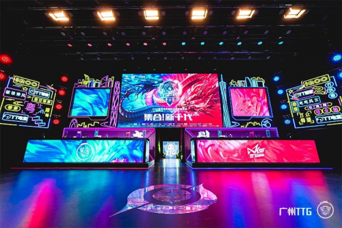  足球电竞跨界联动，虚拟竞技引爆新热度  