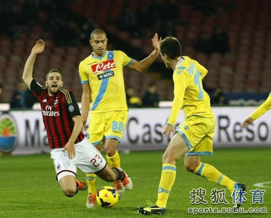  意大利杯半决赛，国际米兰逆转那不勒斯