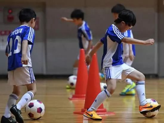  篮球青训体系改革，基层教练员培训启动