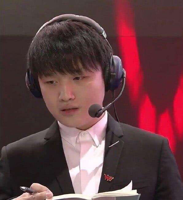  电竞传奇选手宣布退役告别赛场  